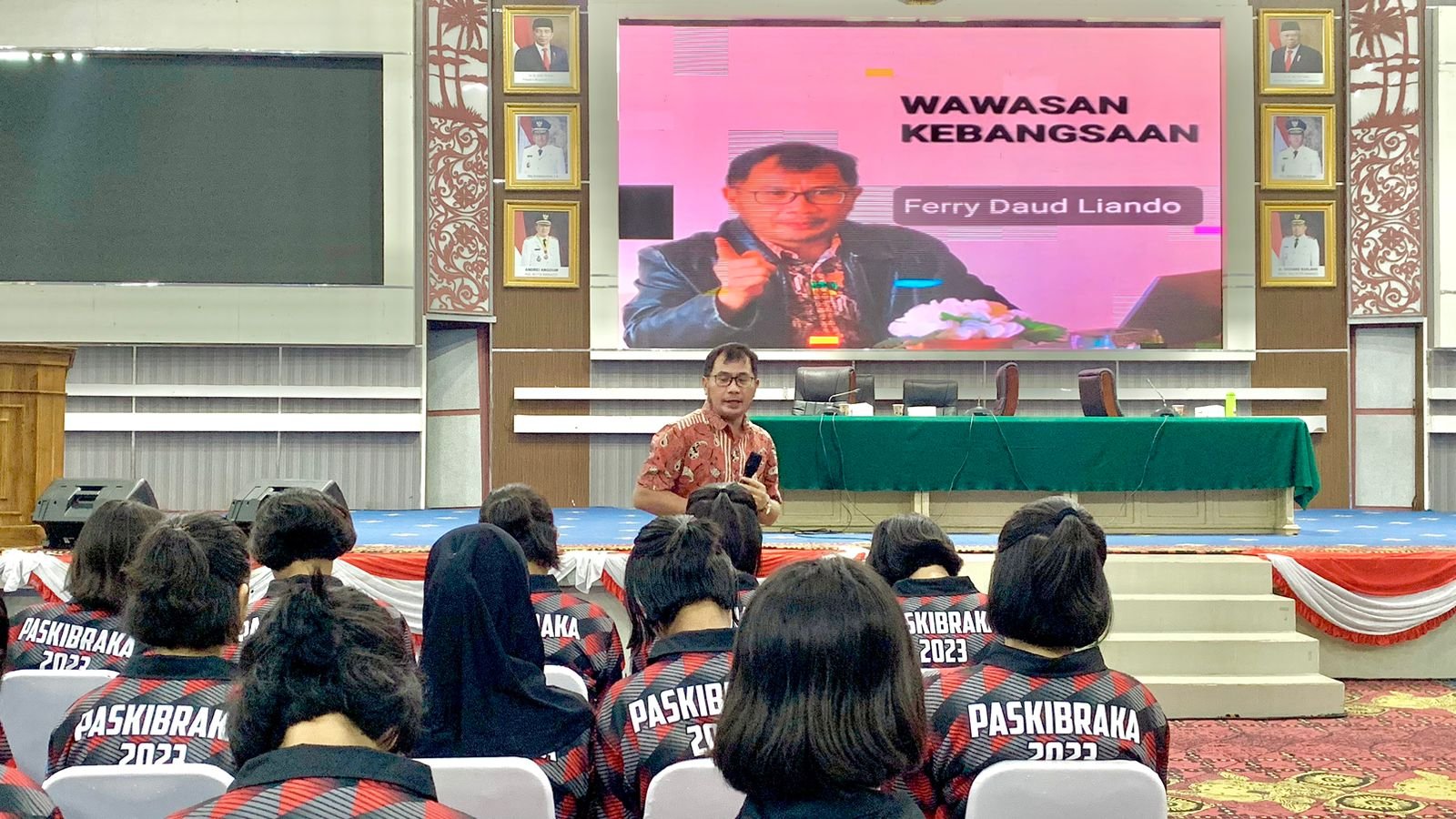 Kesbangpol Manado Inisiasi Pembekalan Peserta Paskibraka