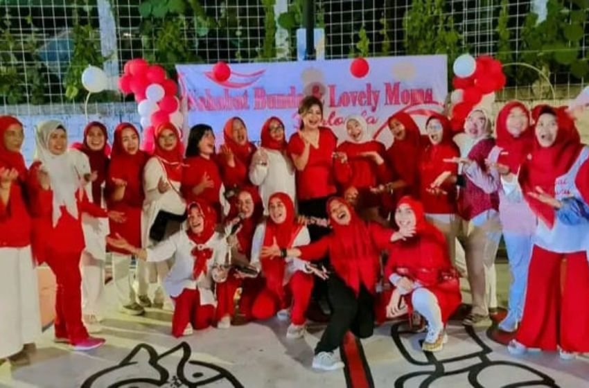 Irene Pinontoan Hadiri Lomba 17an Komunitas Sahabat Bunda dan Lovely Moms