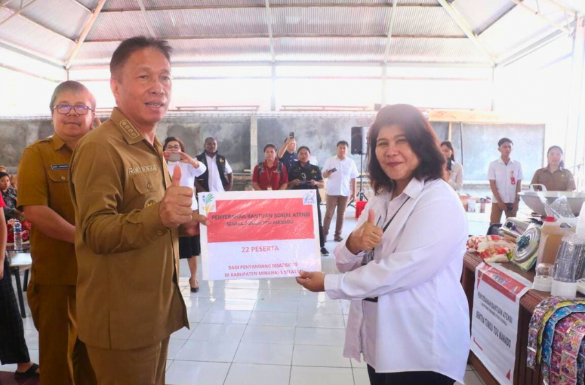 Penyandang Disabilitas di Minahasa Selatan Menerima Bantuan dari Kemensos RI