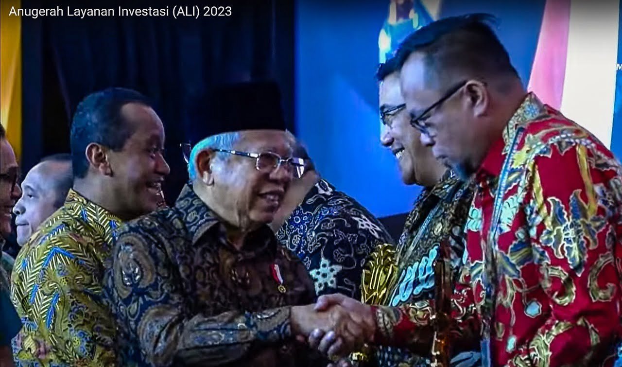 Pemkot Manado Raih Penghargaan Anugerah Layanan Investasi Tahun 2023 