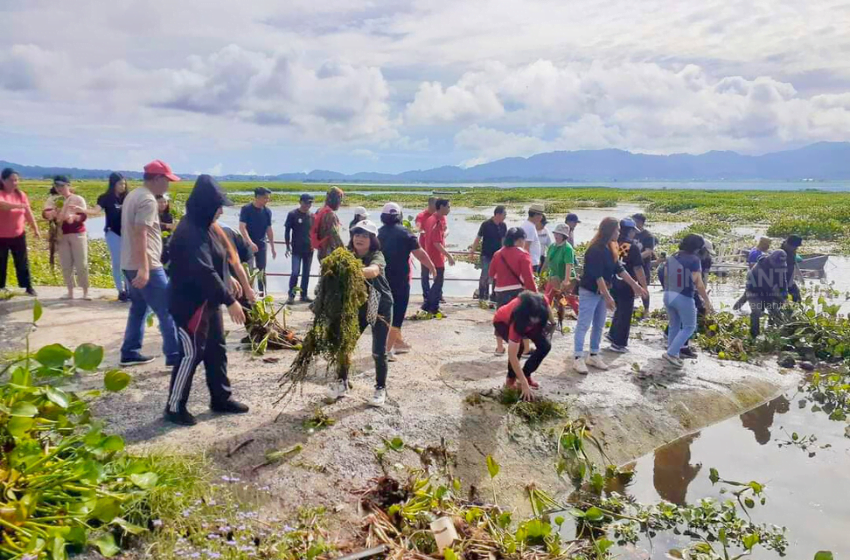 Pemkab Minahasa Gelar Kerja Bakti Dalam Rangka Peringatan Hari Lingkungan Hidup