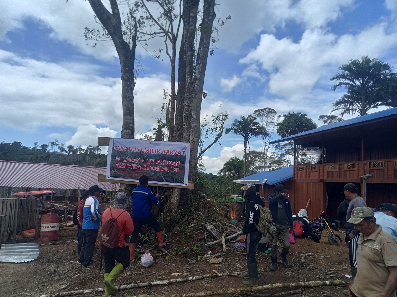 Mantan Orang Nomor Satu Sulut di Duga Serobot Lahan Milik Warga