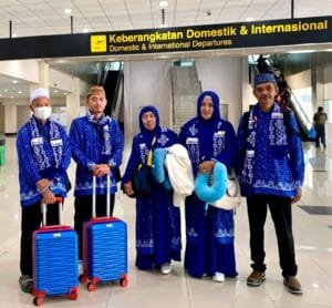 Wujud Kepedulian Rahman Salehe Berangkatkan tiga Iman Mesjid Kotabunan Bulawan Untuk Umroh