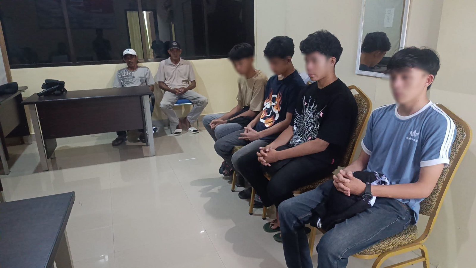 Polres Boltim Amankan Sejumlah Pemuda yang Viral Acungkan Sajam di Media Sosial