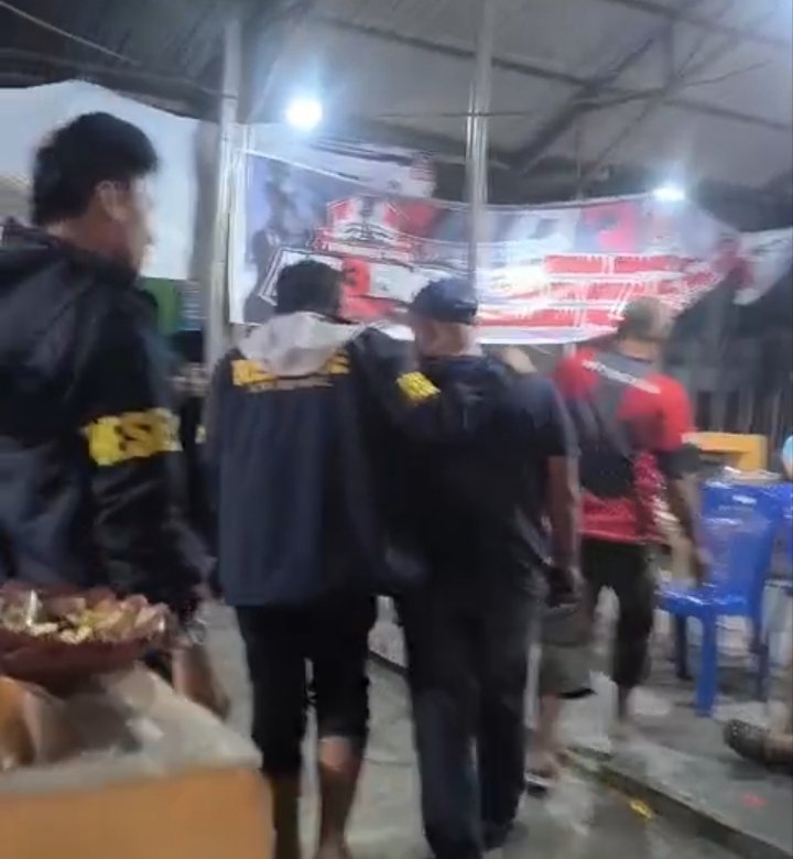 Bawa Samurai, Pemuda EY Mengamuk di Pasar Jajan Kotamobagu, Pengunjung Berhamburan