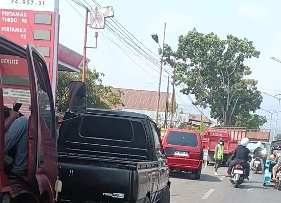Ada Pungutan untuk Percepat Antrean Solar di SPBU Matali? Ini Keterangan Warga dan Pihak Pengawas Lapangan