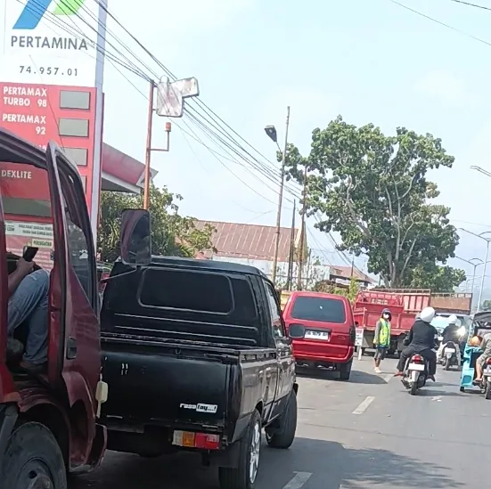 Ada Pungutan untuk Percepat Antrean Solar di SPBU Matali? Ini Keterangan Warga dan Pihak Pengawas Lapangan